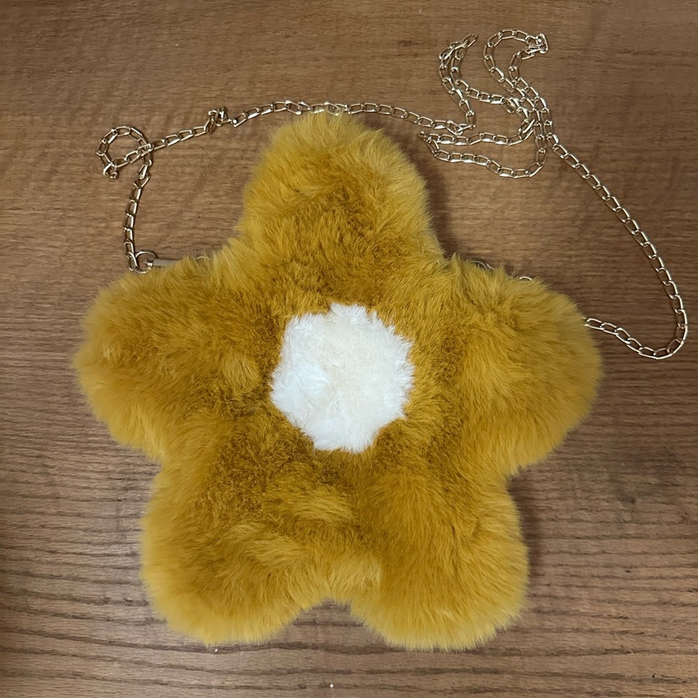 Daisy Purse - Faux Fur *new without tags*